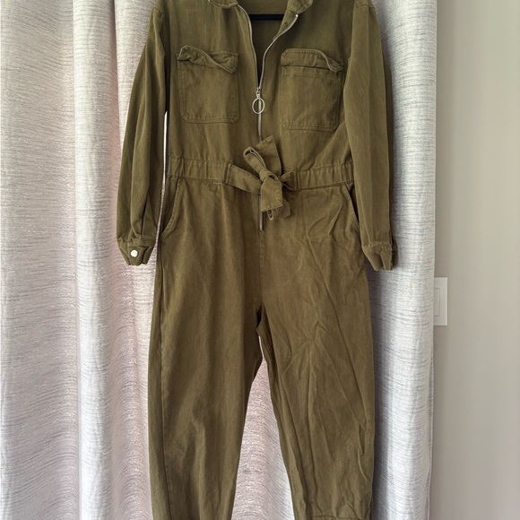 Vici Green Utility Jumpsuit with Drawstring Waist - Picture 5 of 6